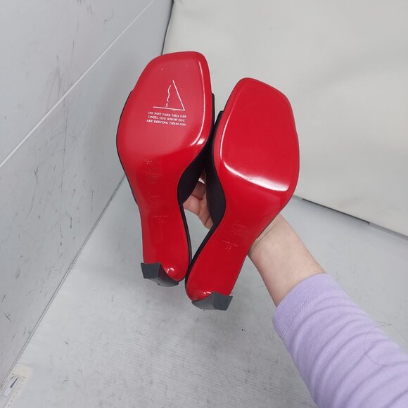 Christian Louboutin Black Condora Leather Heel Sandal - Picture 2 of 13